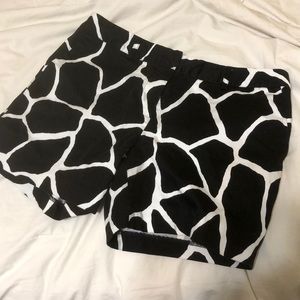 Giraffe print black and white shorts